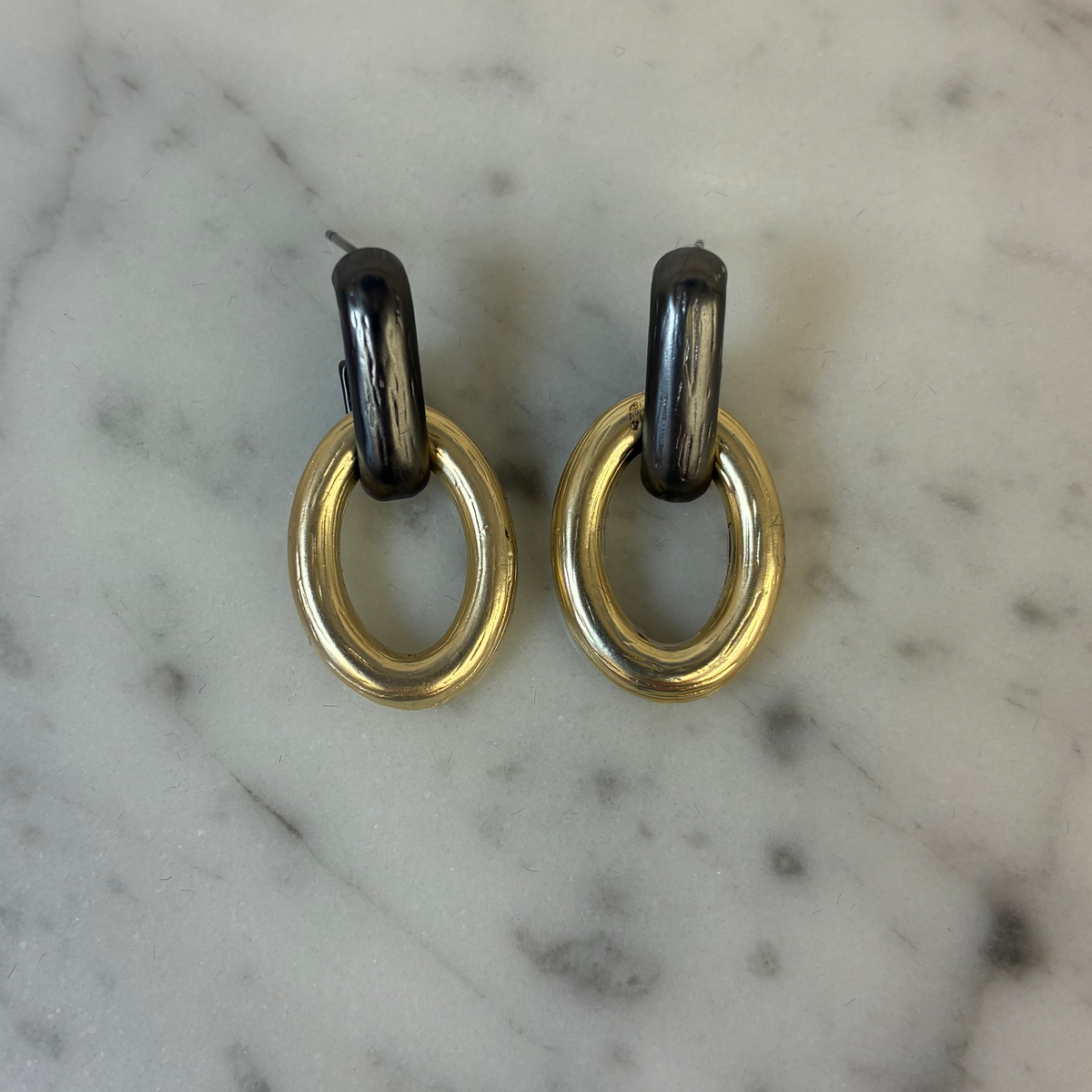 Matte Gold & Hematite Link Dangle Earring