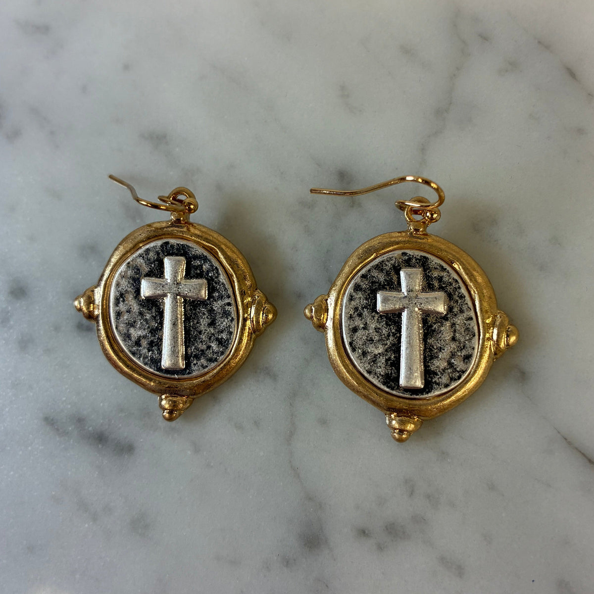 Cross Pendant Earring