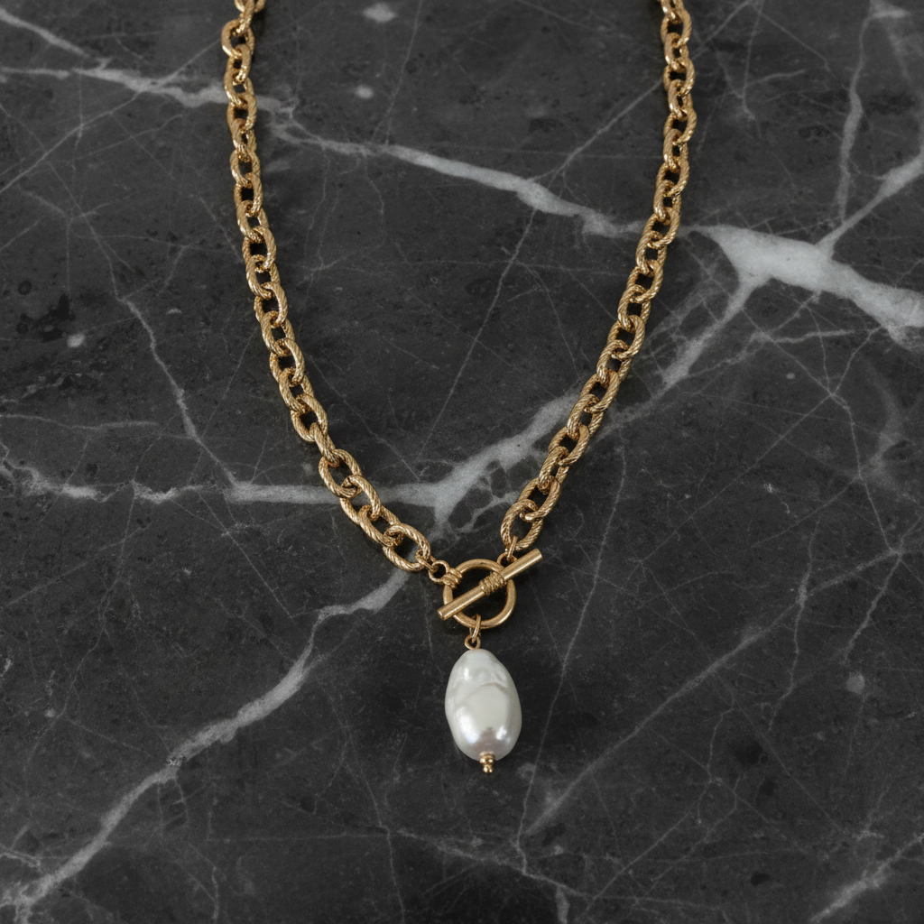 Pearl Pendant Necklace w/ Toggle