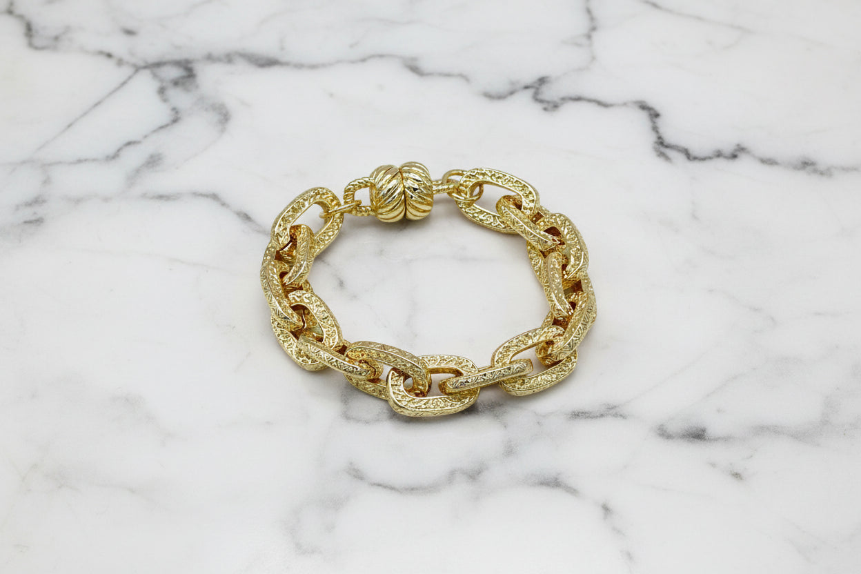 Chunky Gold Link Magnet Bracelet