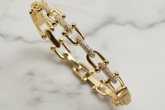 Horseshoe Link CZ Bracelet