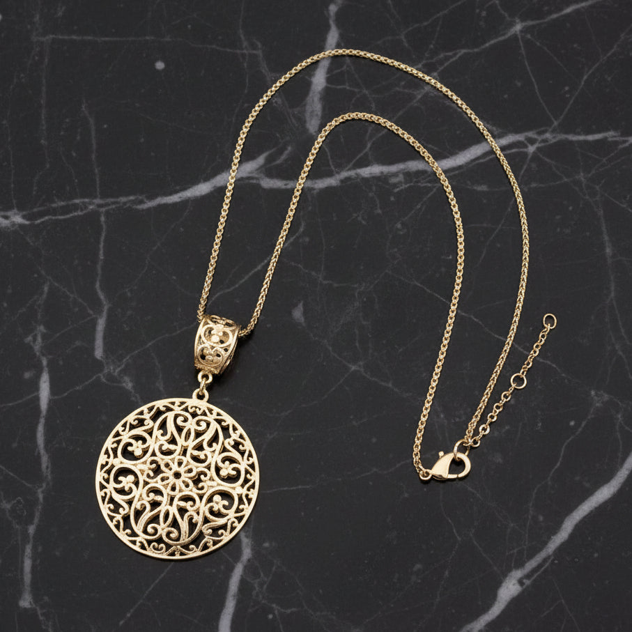 Gold Necklace w/ Ornate Round Pendant