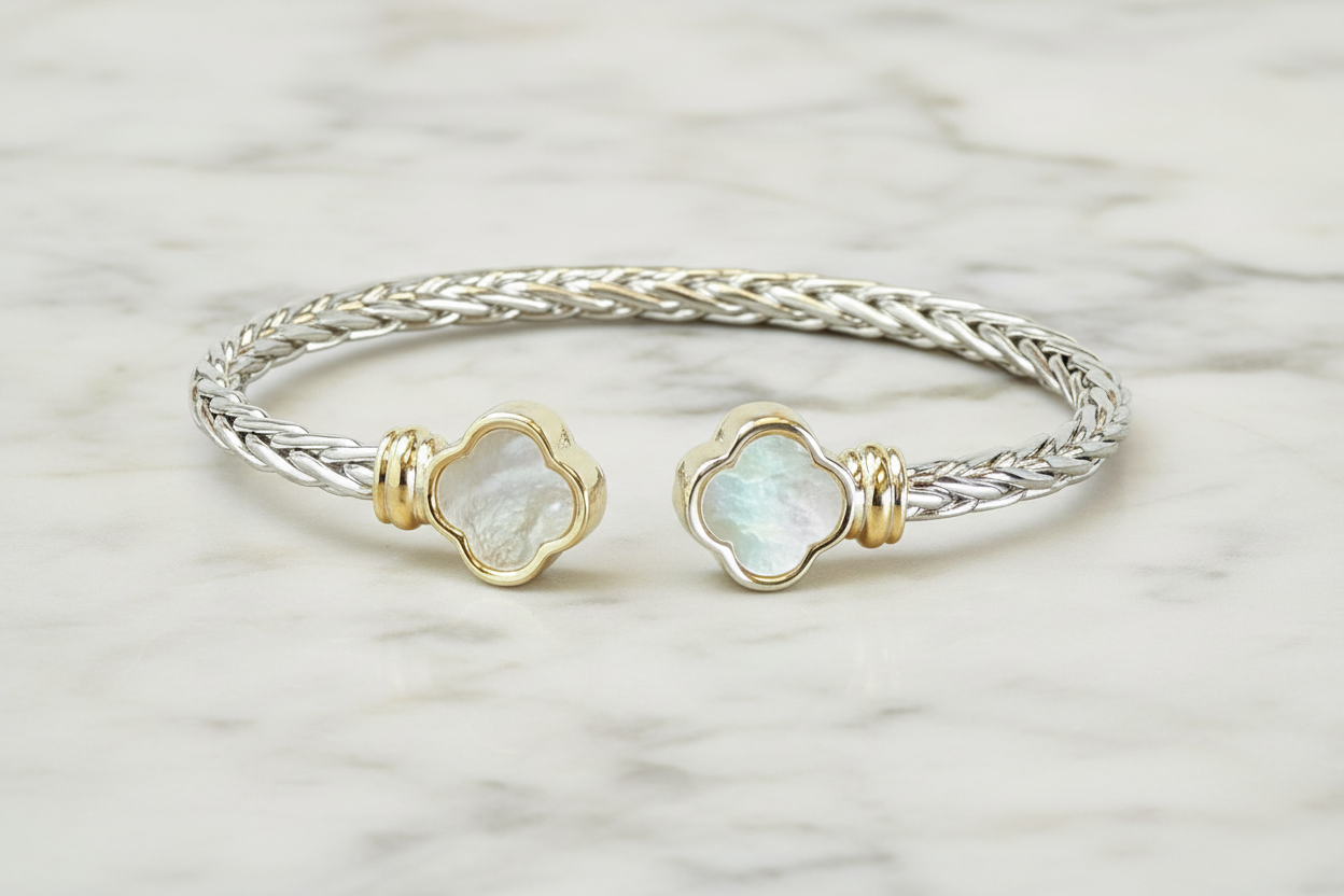 Two Tone MOP Ponytail Clover Bangle