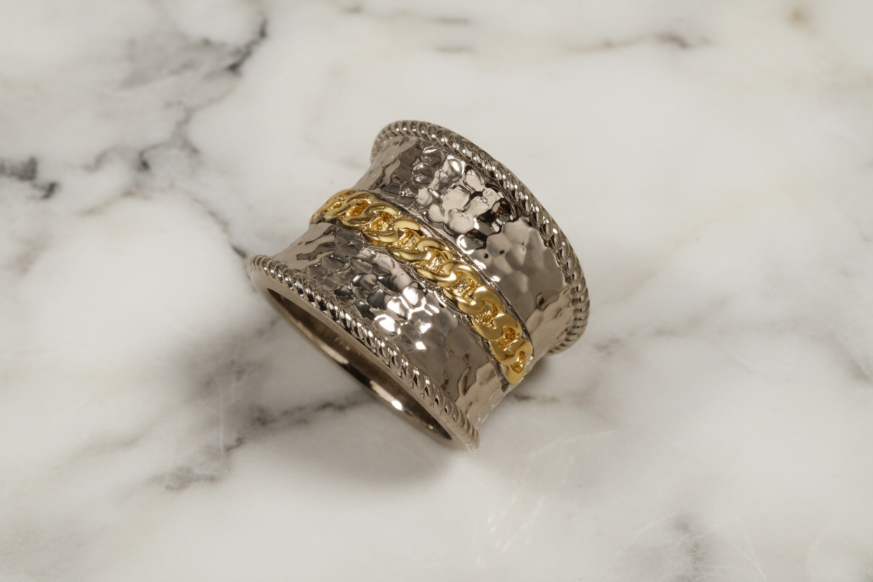 Two Tone Hammered Link Saddle Ring