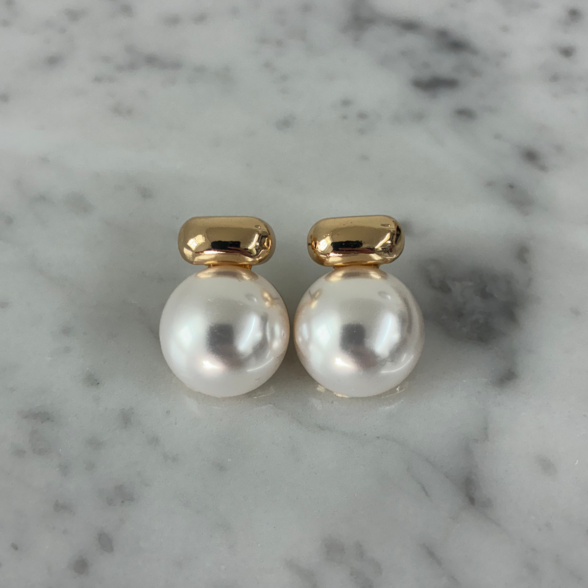 Simple Pearl Post Earring