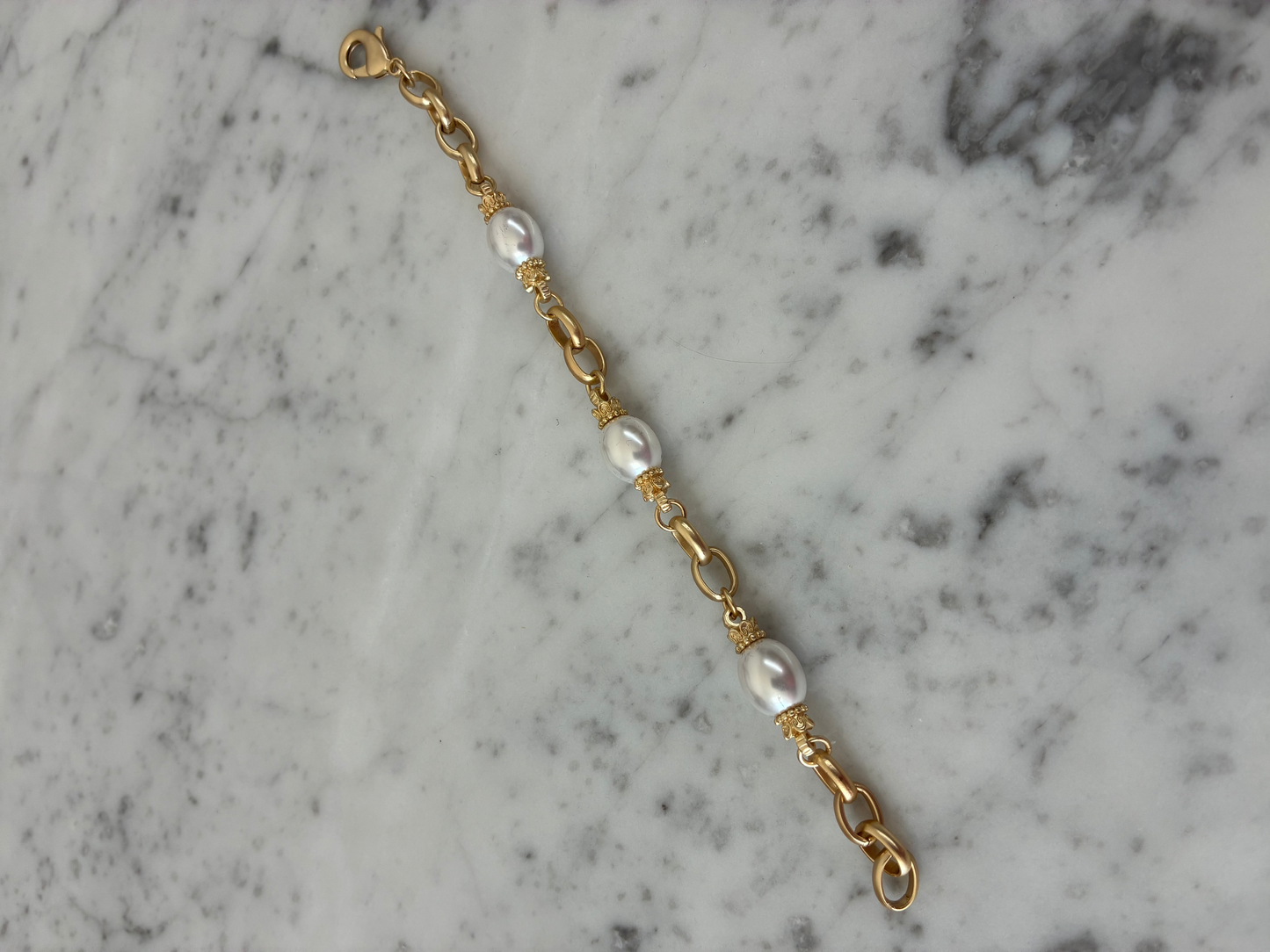 Gold Matte Pearl Bracelet