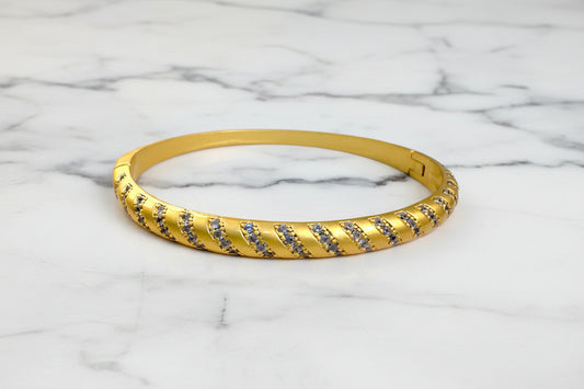 Thin Gold Swirl Bracelet