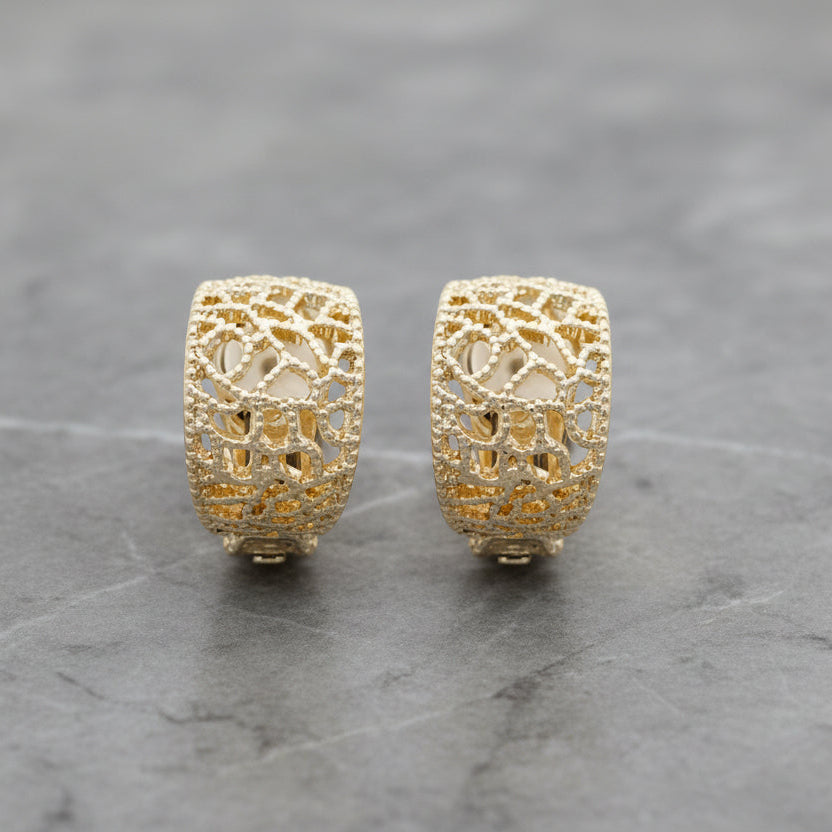 Webbed Wide Hoop Clip Earring