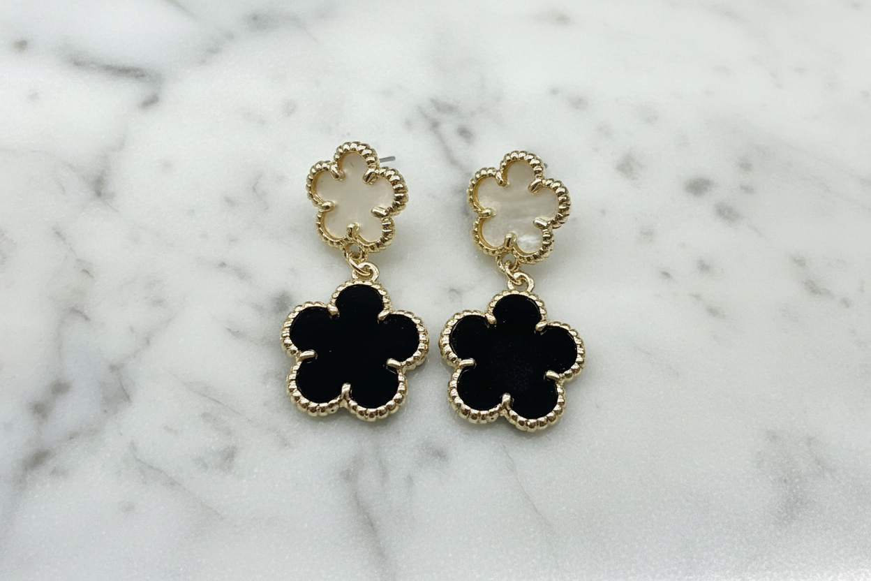MOP Double Clover Earring