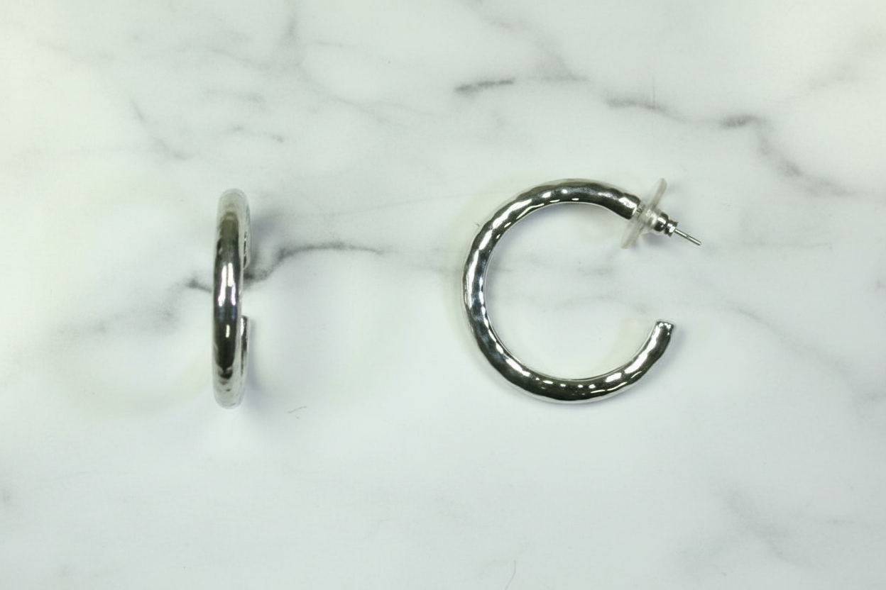 Med Shiny Hammered Hoop Earring