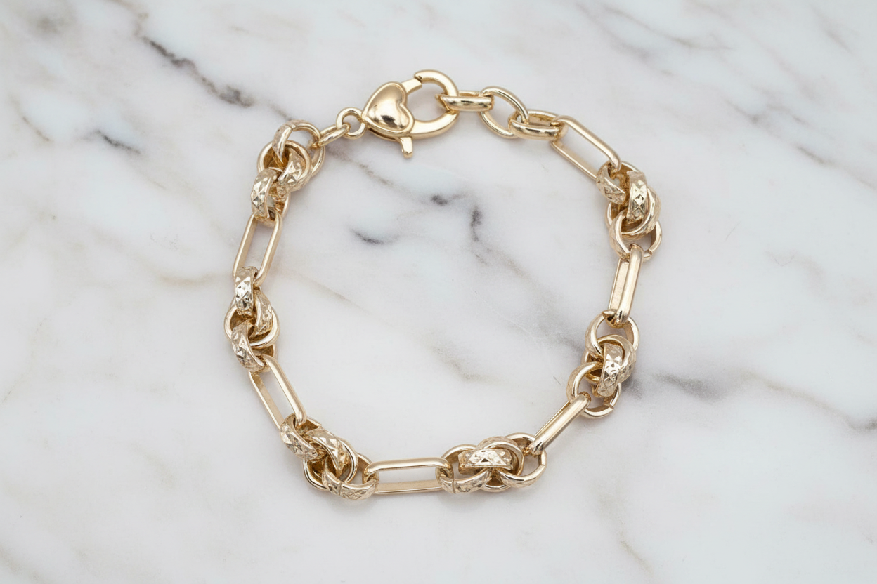 Gold Knots Link Bracelet
