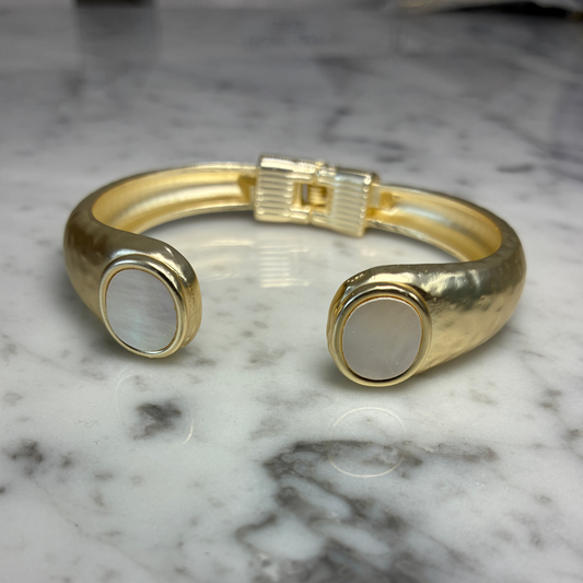 Matte Gold Bangle w/Oval Pearl