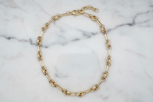 Gold Knot Link Necklace