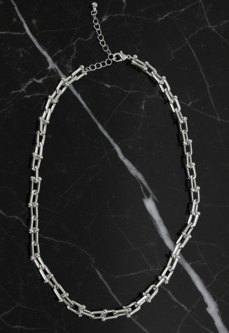 Tiny Links Necklace