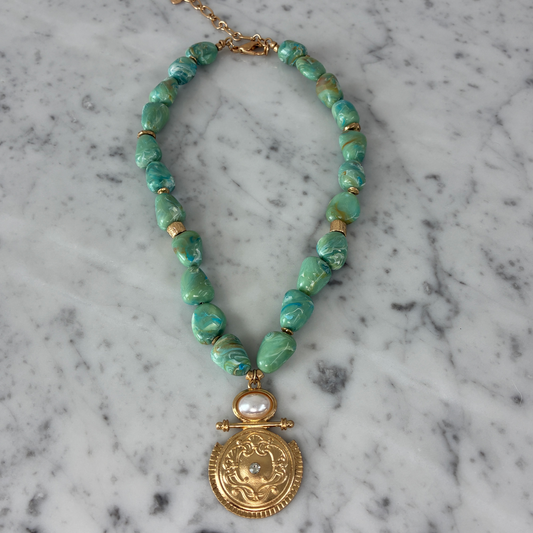 Turquoise Bead Necklace w/Pendant